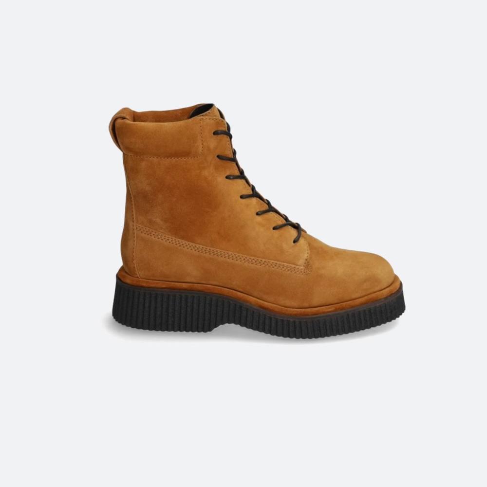 Brand New! Sloane Combat Boots! 🥾 Size 7.5